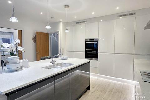 3 bedroom semi-detached house for sale, Thornham Lane, Oldham