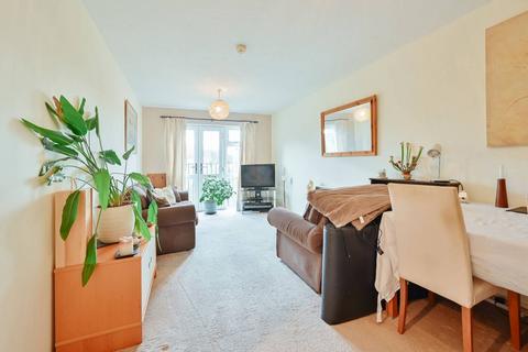 undefined, Chenies Way, Watford, Watford, WD18