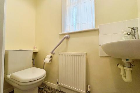 3 bedroom semi-detached house for sale, Swiss Cottage Close, Tilehurst, Reading