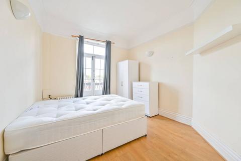 2 bedroom flat to rent, Shoot Up Hill, Kilburn, London, NW2