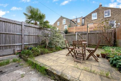 4 bedroom terraced house for sale, Keildon Road, London SW11