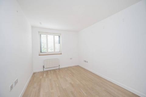 undefined, Portelet Road, Stepney, London, E1