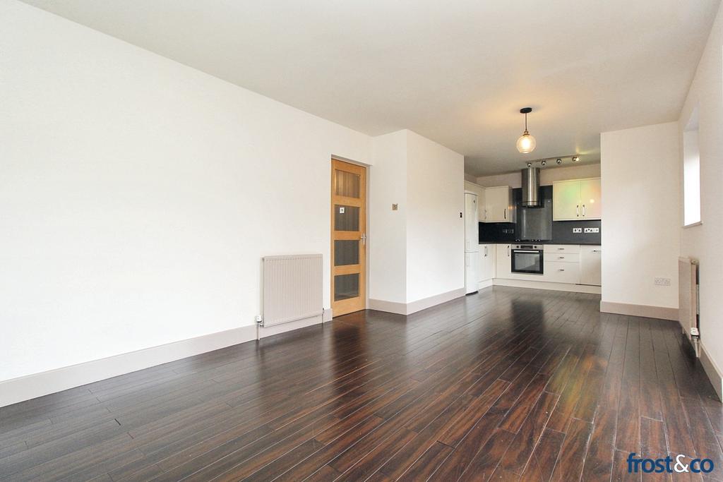 Lounge to Kitchen