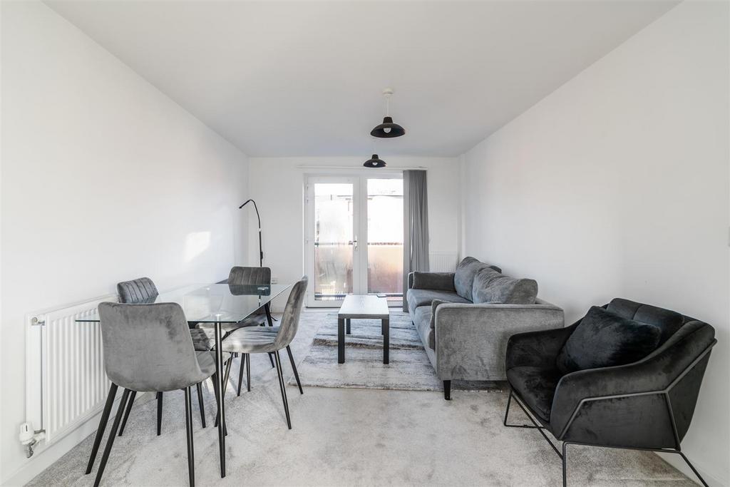 73 Newman Square 7.jpg
