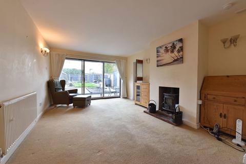 2 bedroom semi-detached bungalow for sale, Lerryn Close, Kingswinford DY6