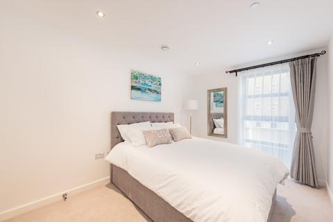 2 bedroom flat to rent, Alwen Court, Pages Walk, London, SE1