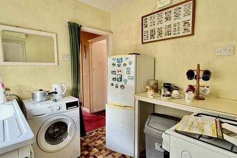 3 bedroom semi-detached house for sale, 21 Obridge Road, Taunton, Somerset TA2 7PU