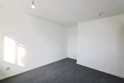 3 bedroom terraced house for sale, Goldings Crescent, Hatfield, AL10