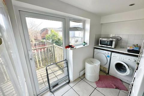 7 bedroom semi-detached house to rent, Spear Road, Hampshire SO14