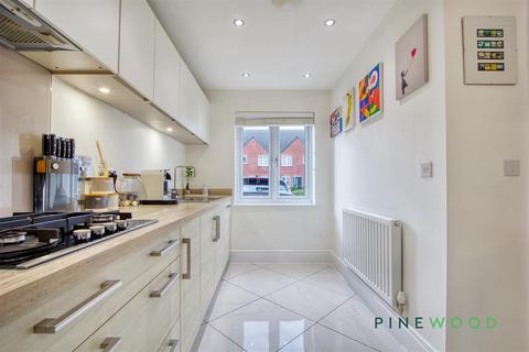 3 bedroom semi-detached house for sale, Wheatsheaf Way, Chesterfield S43