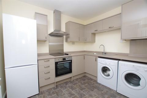 1 bedroom flat to rent, Commercial Road, Swindon SN1