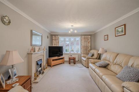 3 bedroom detached bungalow for sale, Chester Close, Pontypool NP4