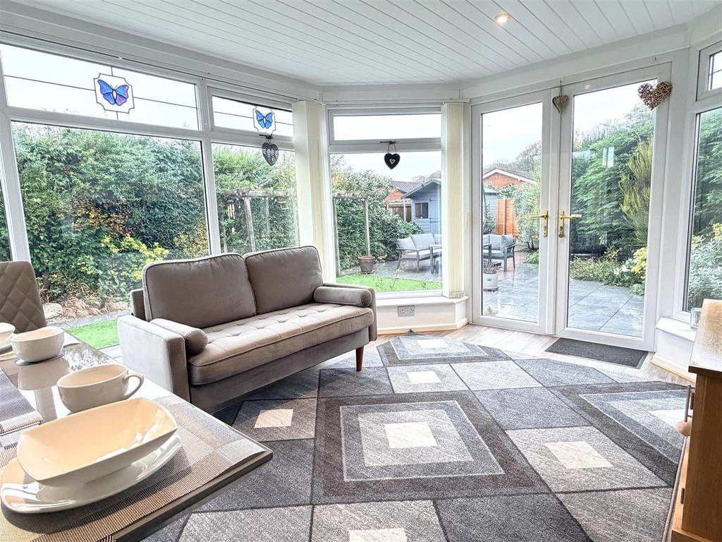 Dining conservatory