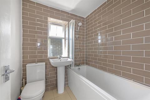 2 bedroom terraced house to rent, Dover House Road, Putney, SW15