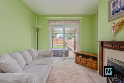 3 bedroom semi-detached house for sale, Tamworth Road, Kettlebrook, B77