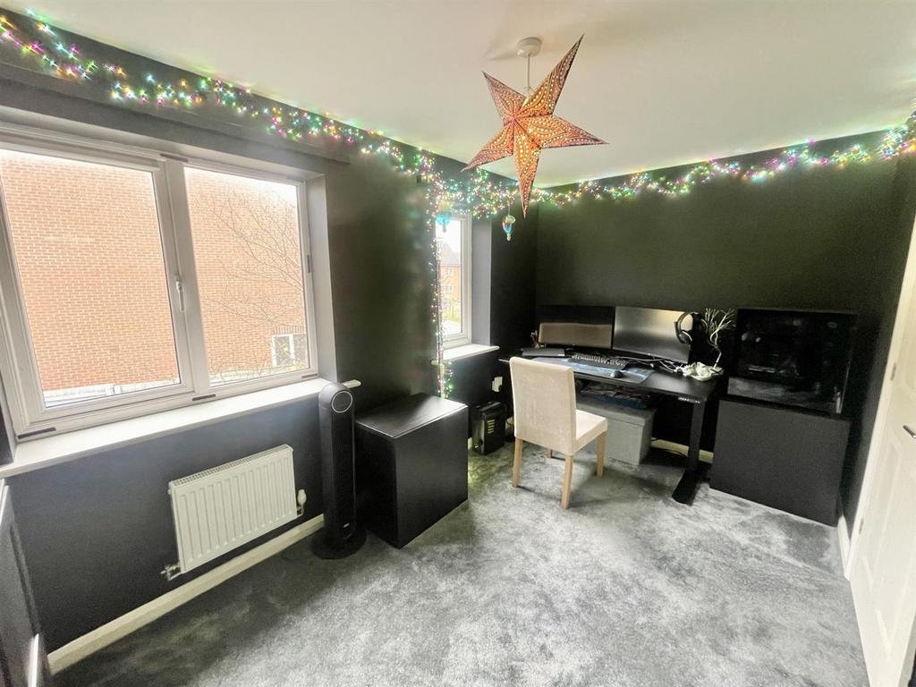 Bedroom 2.jpg