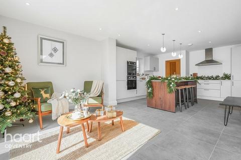 Bishopton Lane, Stratford Upon Avon