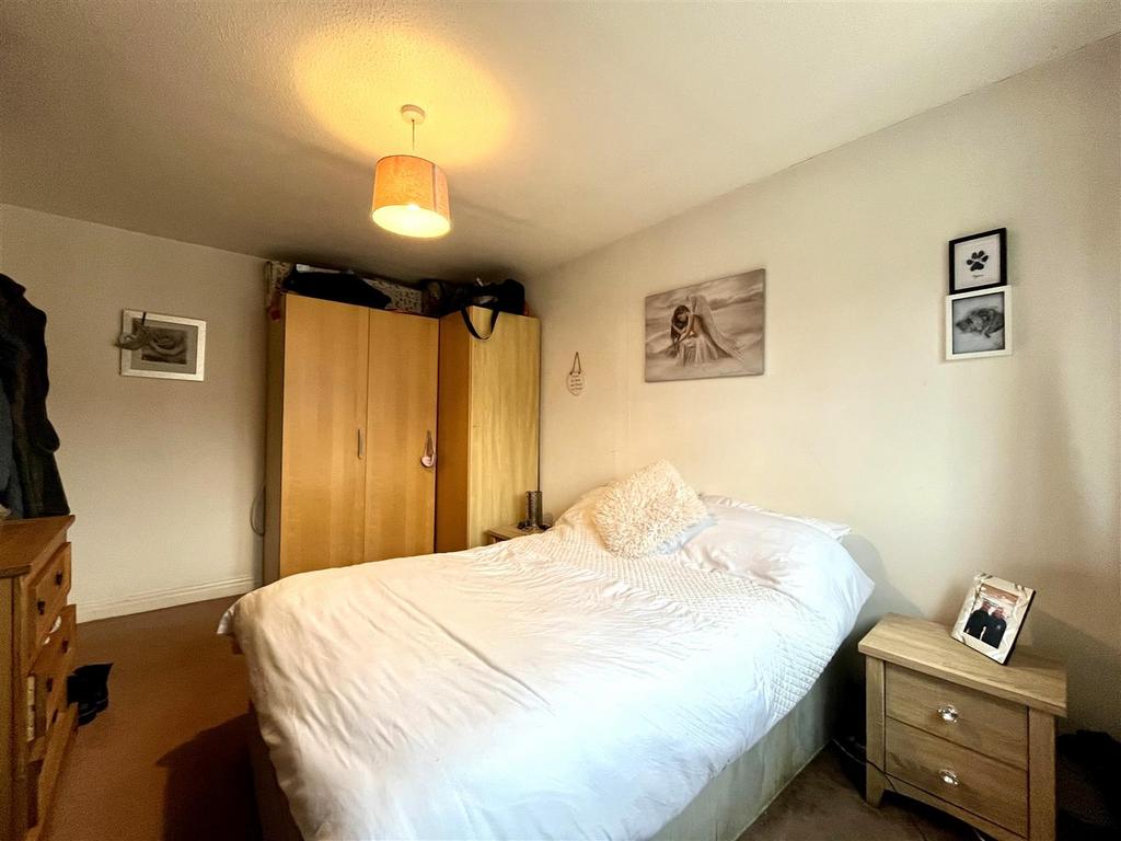 Bedroom 1 Aspect 2