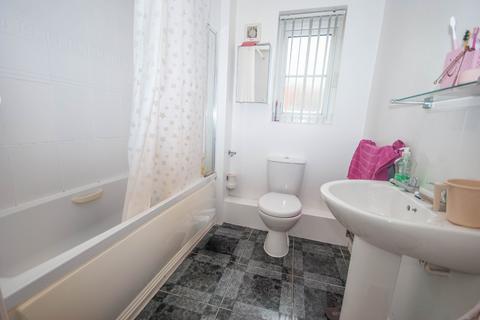 undefined, Gardeners End, Rugby, CV22