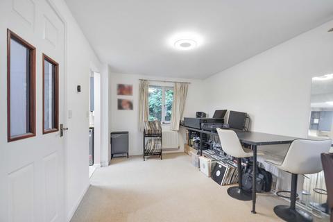 2 bedroom apartment for sale, at Linacre Court, Springlane, Oxford OX3