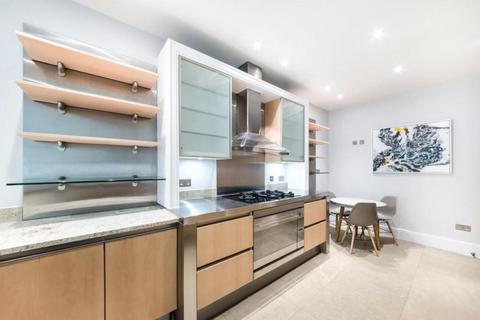 3 bedroom terraced house to rent, Culross Street, Mayfair, London, W1K