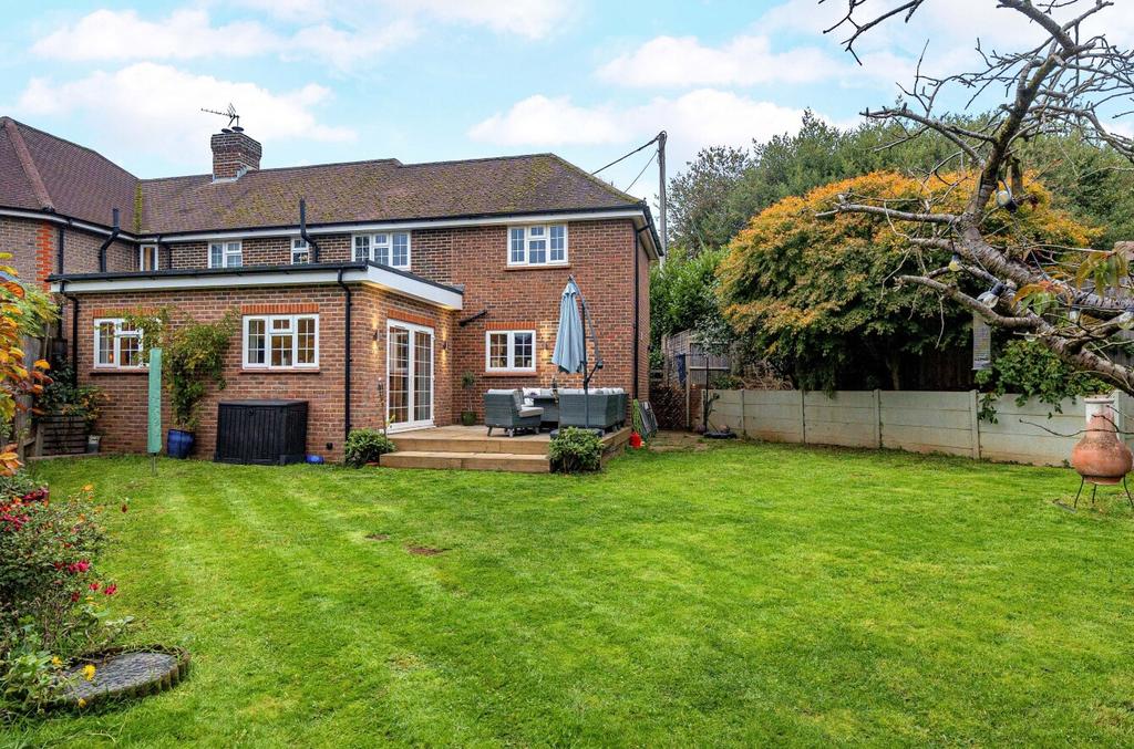 1374106-26-6903c7...