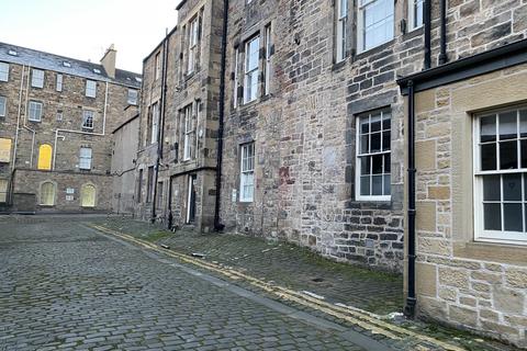 Office to rent, 3 Hill St Edinburgh EH2 3JP
