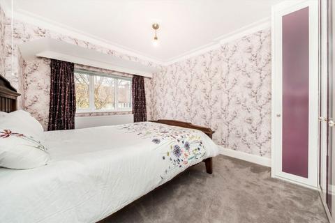 undefined, Princes Avenue, London W3