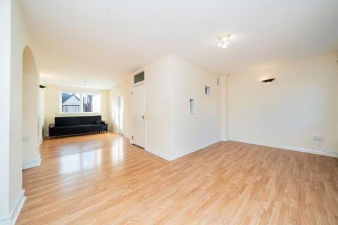 5 bedroom semi-detached house for sale, Grove Avenue, London W7