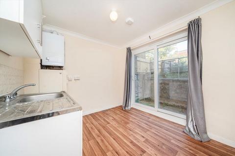 5 bedroom semi-detached house for sale, Grove Avenue, London W7