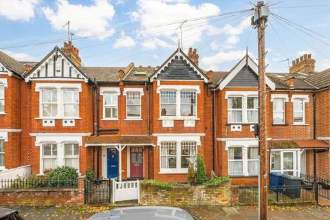 Lawn Gardens, London W7