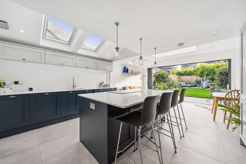 undefined, Fulwell Road, Teddington TW11