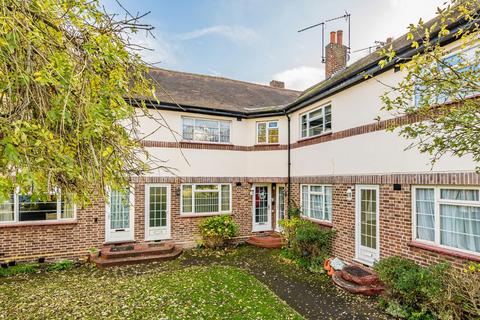 Hampton Road, Twickenham TW2