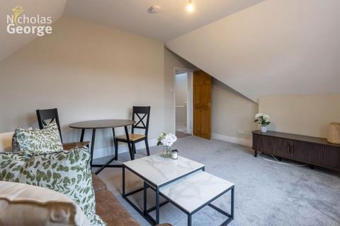 undefined, Grove Avenue, Moseley, B13 9RU