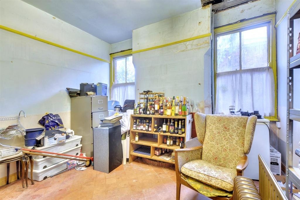 Sitting Room 3.jpeg