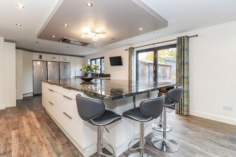 undefined, Five Acres, Kings Langley, WD4