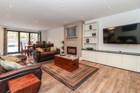 undefined, Five Acres, Kings Langley, WD4