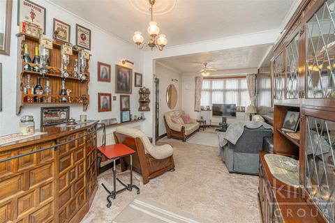 3 bedroom end of terrace house for sale, Chestnut Road, Enfield