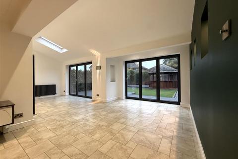 undefined, Impala Way, Hull