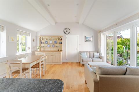 5 bedroom detached house for sale, Charming period residence set within the rural hamlet of Aldwick