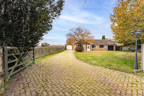 undefined, Watton Road, Great Ellingham