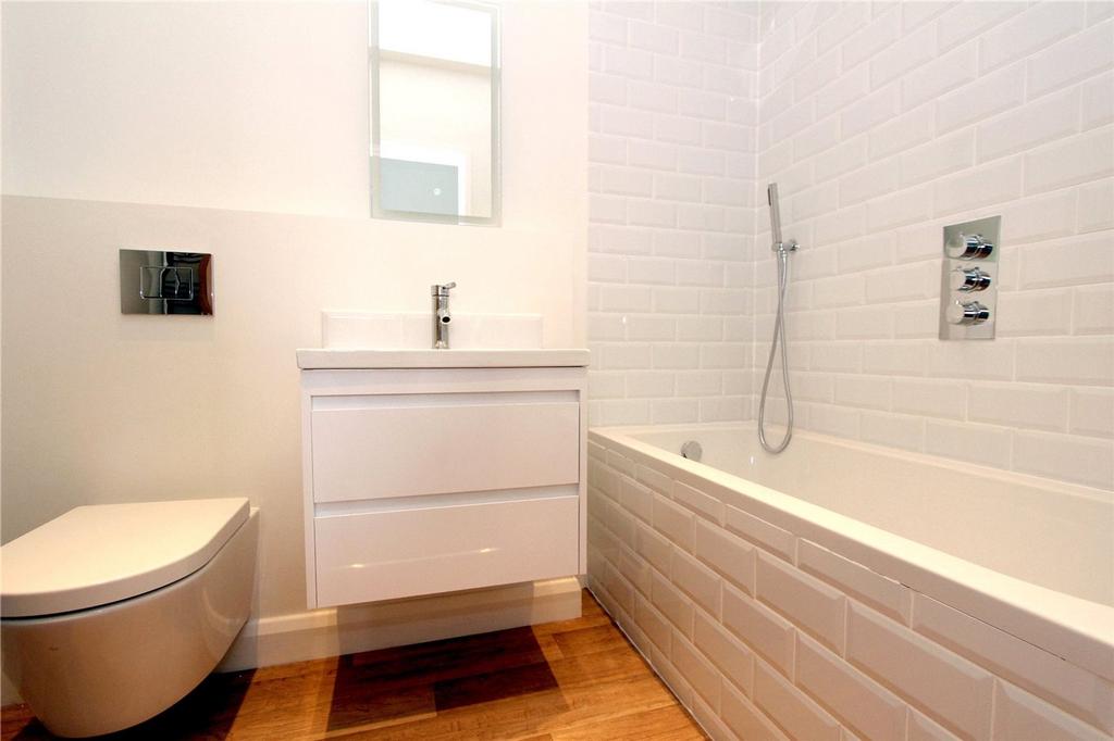 Bath/Shower Room