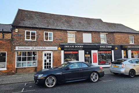 High Street, Kings Langley, WD4