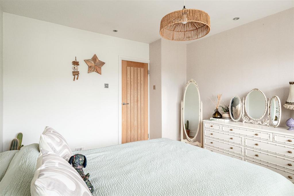 Hatch Close-28.jpg
