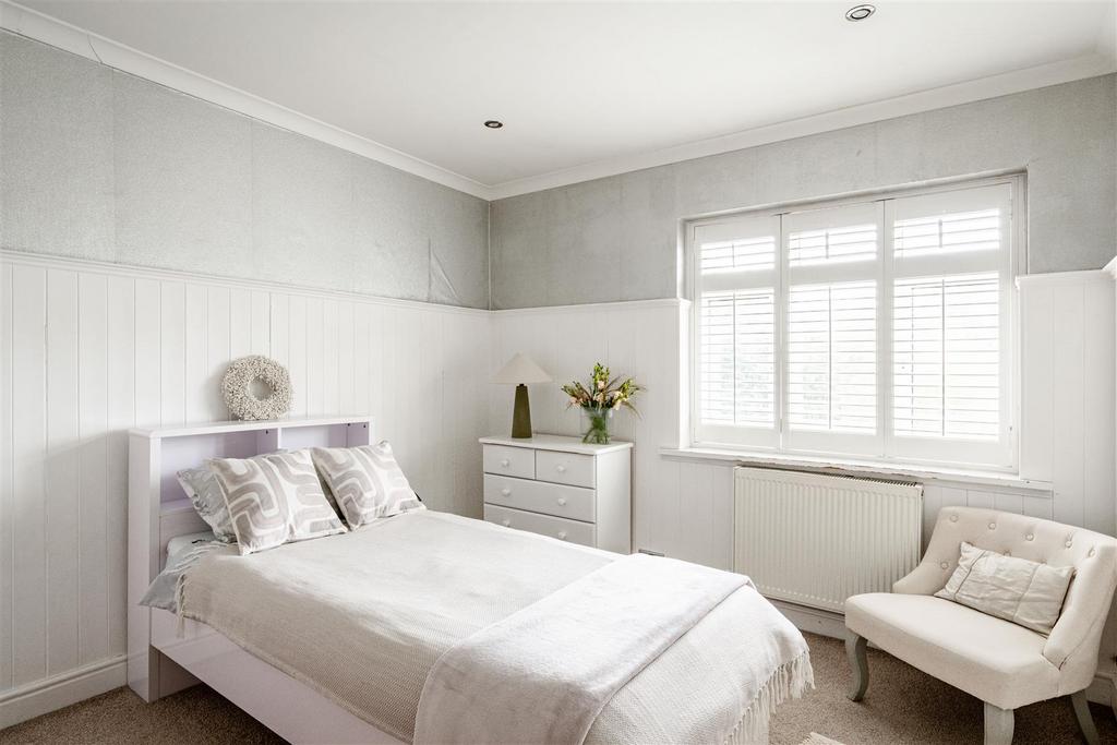 Hatch Close-32.jpg