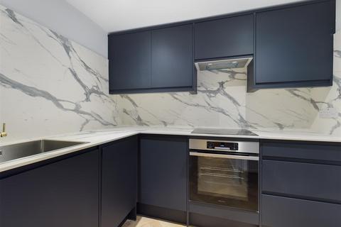 1 bedroom flat to rent, Roundhill Crescent, Brighton