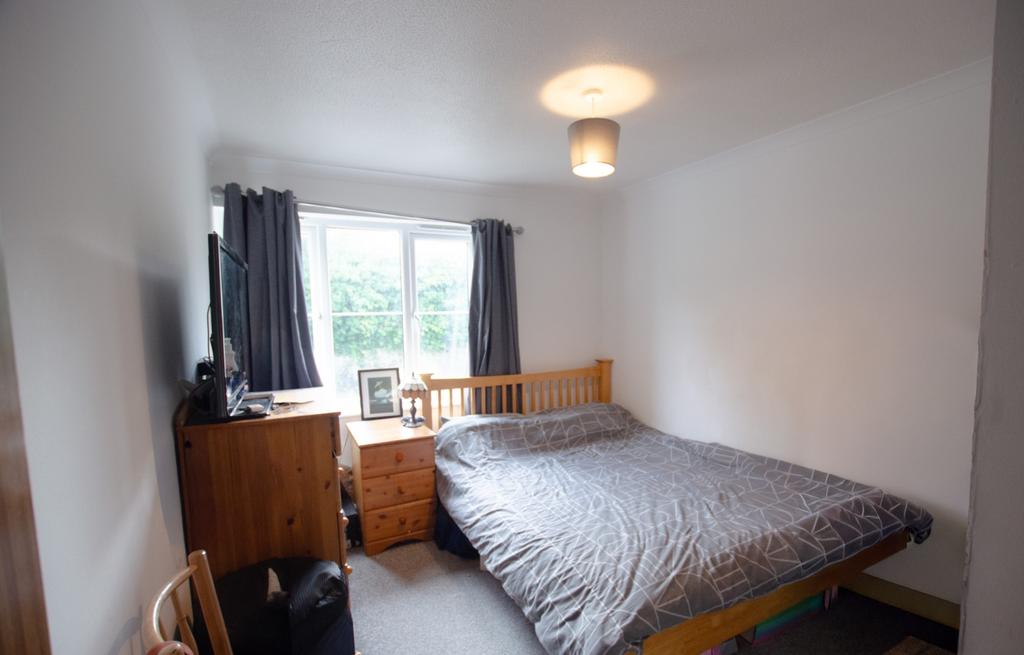 4 Richards Court9-2