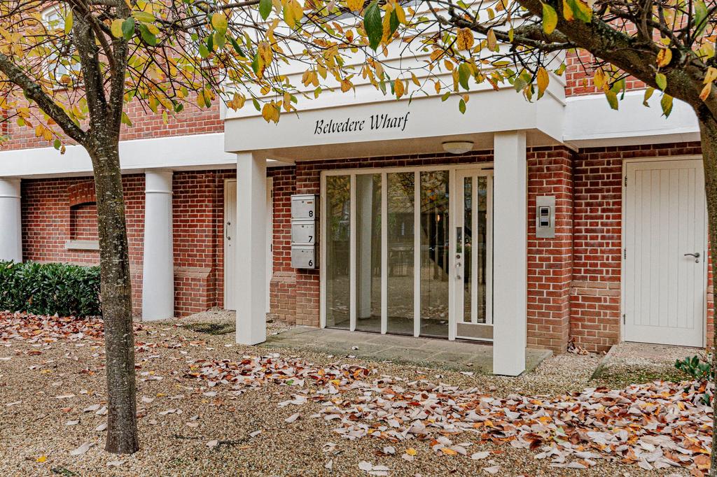 Entrance (2)