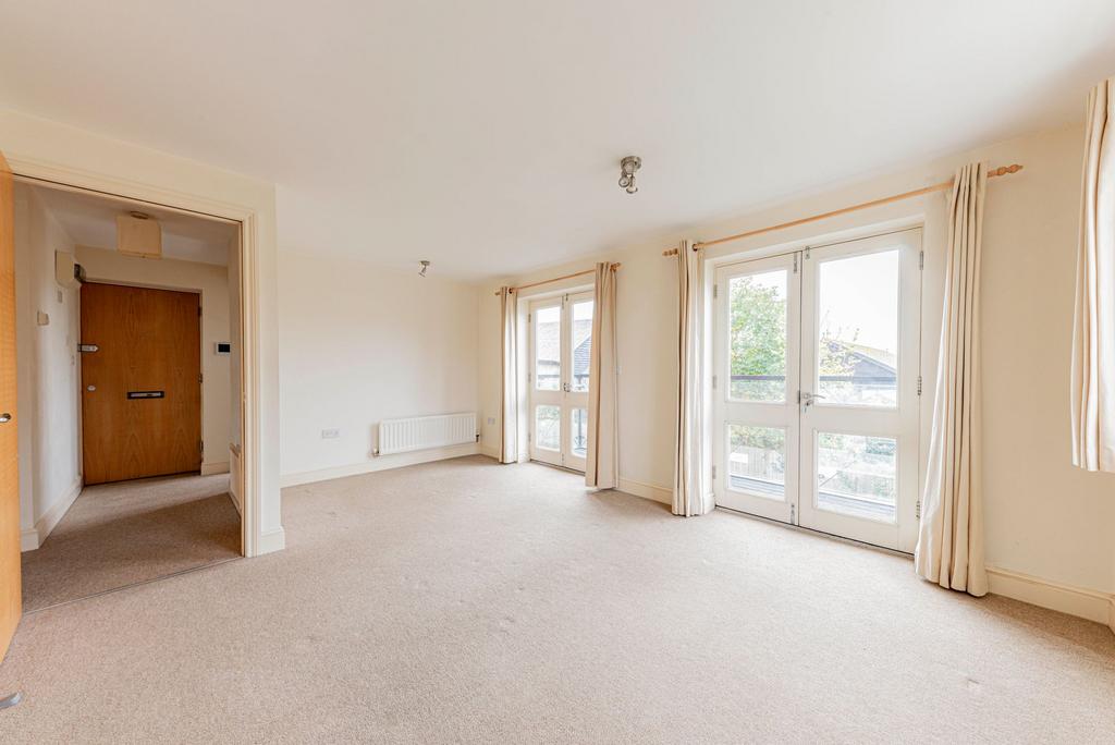 Living Room (3)