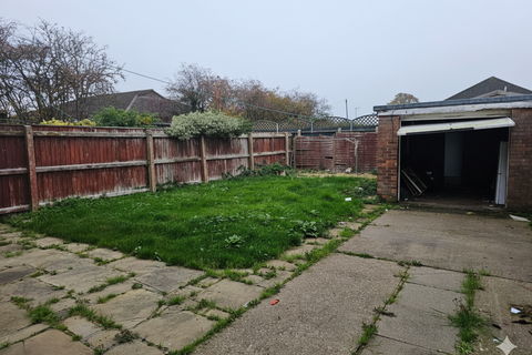 undefined, St. Nicholas Drive, Grimsby DN37